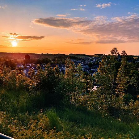 Halte Douillette Au Coeur De La Ville Châteaudun Buitenkant foto