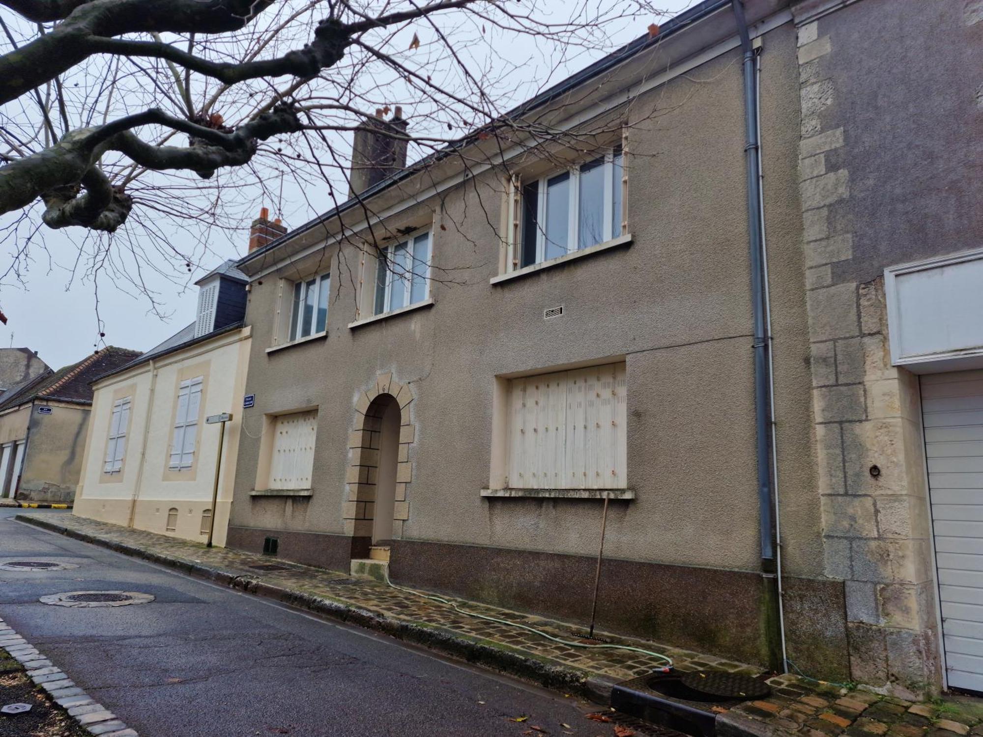 Halte Douillette Au Coeur De La Ville Châteaudun Buitenkant foto